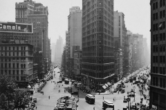 berenice-abbott-3-650x877