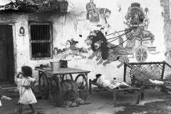 ahmadabad-india-1966-henri-cartier-bresson