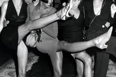 linda-evangelista-naomi-campbell-polly-mellon-and-christy-news-photo-1588798656-2