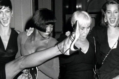 linda-evangelista-naomi-campbell-polly-mellon-and-christy-news-photo-1588798656