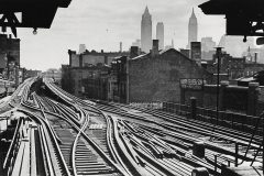 Elevated-Train-Platform-New-York-1937