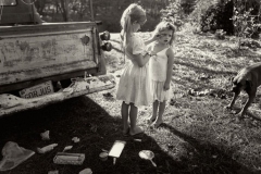 59c08d507621ebd9ac7ef24b5e62dbada757b97d_sally-mann.-immediate-family