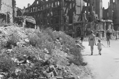 roman-vishniac-city-life-photographer-05
