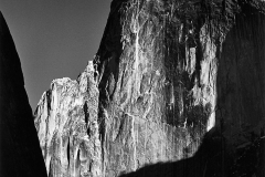 ansel-adams-creador-del-sistema-de-zonas-moon-and-half-dome